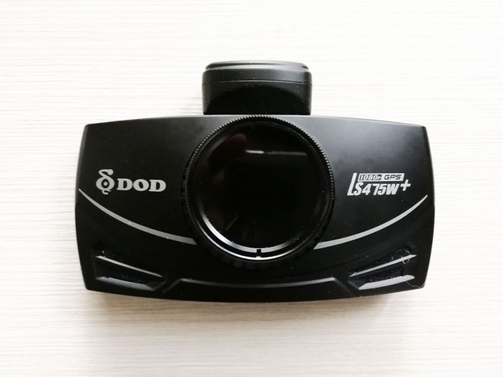 DOD LS475W + - это видеорегистратор, который просто работает
